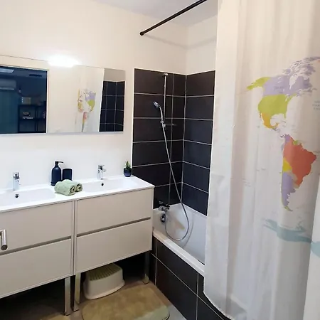 Comfortable Apartment, 5 Minutes From The Beach, 7 Km From Saint Tropez! *